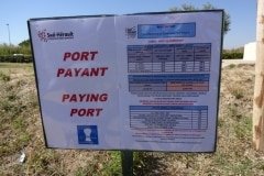 16 même en vacances il faut payer le parc mètre
