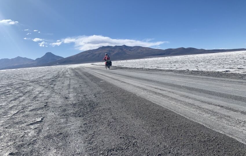 Arrivée dans le désert du salar
