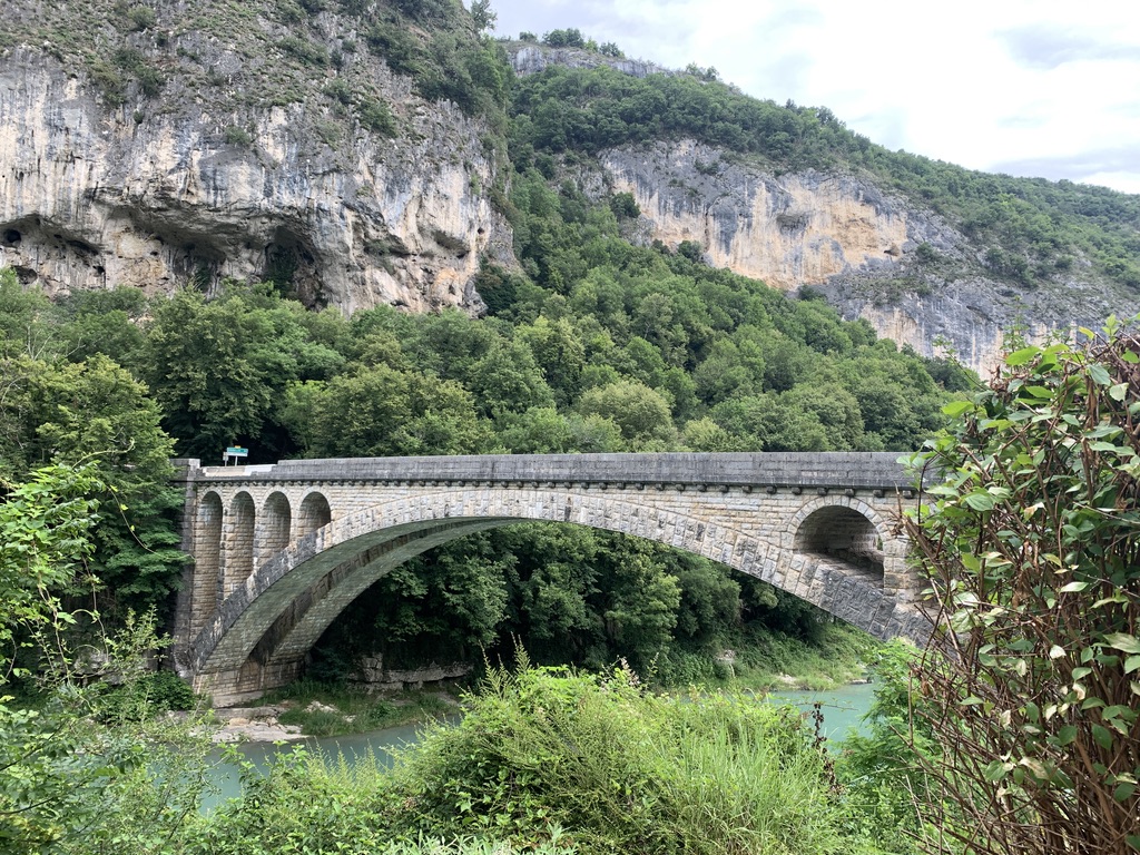 Bonito puente