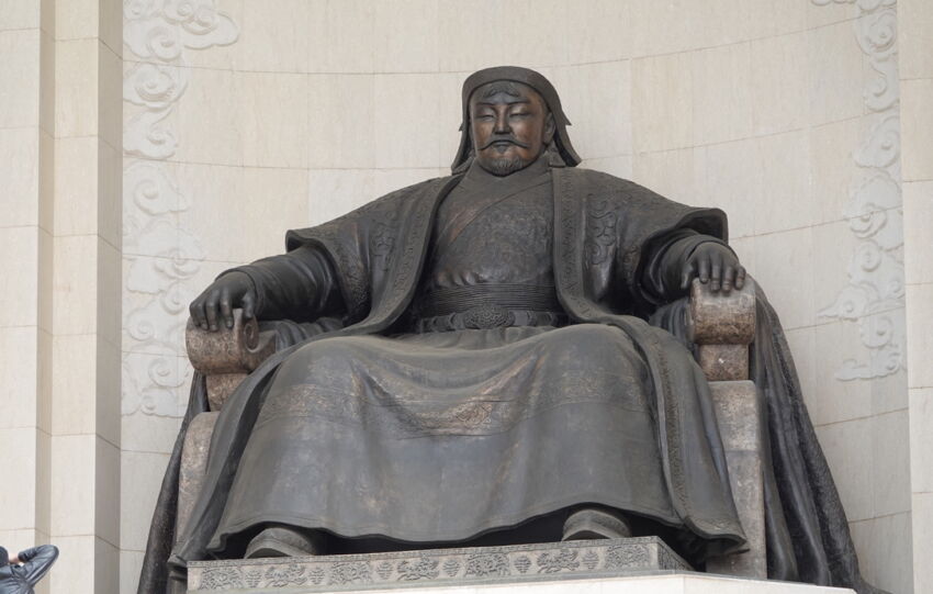Statue Gensis Khan